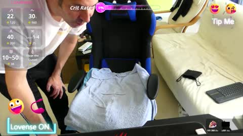 Larese Carlo online show from 09/27/25, 08:08