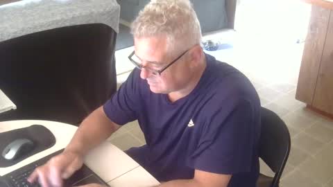 Snapshot of 55mnc chatting on 09/28/25, 03:39 Joe online show from 09/28/25, 03:39