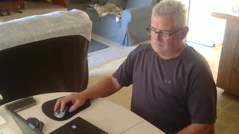 Snapshot of 55mnc chatting on 10/06/25, 02:58 Joe online show from 10/06/25, 02:58