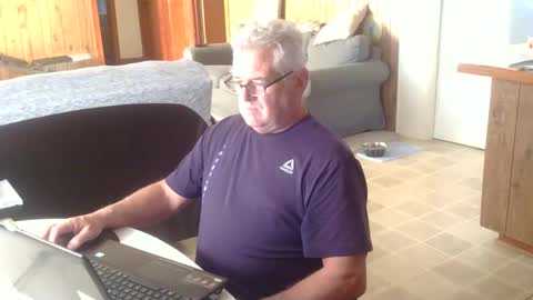 Snapshot of 55mnc chatting on 10/16/25, 08:54 Joe online show from 10/16/25, 08:54