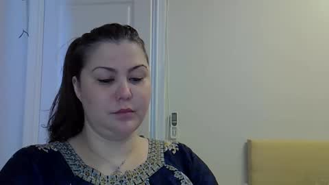 5anna online show from 09/16/25, 09:43