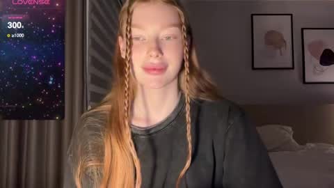 Snapshot of 5th_e1ement chatting on 12/19/24, 03:41 5th_e1ement online show from 12/19/24, 03:41