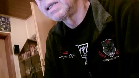 Snapshot of 64shorty chatting on 01/14/26, 11:49 64shorty online show from 01/14/26, 11:49
