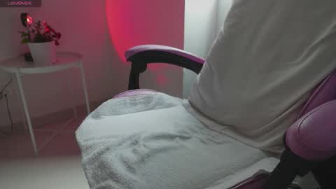 Snapshot of 666anyone chatting on 10/04/25, 05:55 666anyone online show from 10/04/25, 05:55