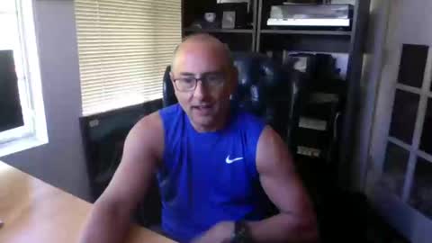 Snapshot of 66sexytime99 chatting on 09/25/25, 08:45 daddy vegas  for single women and couples here online show from 09/25/25, 08:45