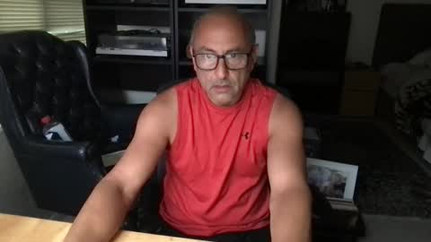 daddy vegas  for single women and couples here online show from 06/11/26, 01:09