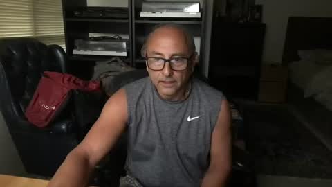 daddy vegas  for single women and couples here online show from 06/18/26, 02:54