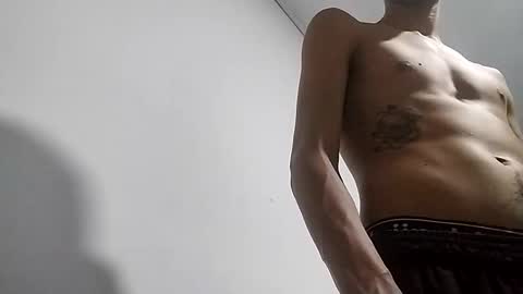 Snapshot of 69black_cock chatting on 11/18/25, 04:28 andrew online show from 11/18/25, 04:28