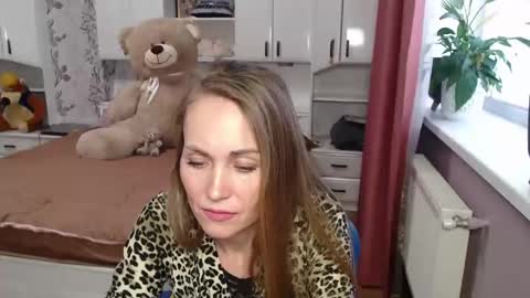 Snapshot of 69sexysecret691984 chatting on 02/18/25, 08:27 69sexysecret691984 online show from 02/18/25, 08:27