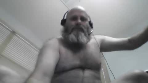 Snapshot of 69singledad79 chatting on 12/12/24, 02:55 69singledad79 online show from 12/12/24, 02:55