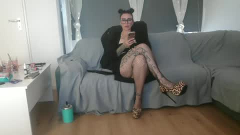69sweetpoison online show from 06/14/26, 03:58