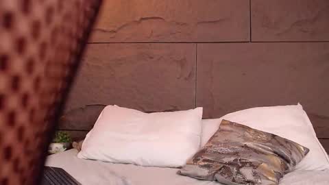 Snapshot of 6briela9 chatting on 10/30/25, 12:12 B R I E L A online show from 10/30/25, 12:12