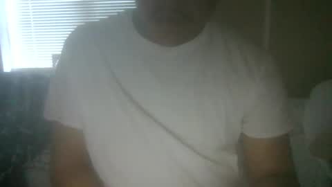 Snapshot of 6inchdog311997 chatting on 10/15/25, 01:11 Tristan online show from 10/15/25, 01:11