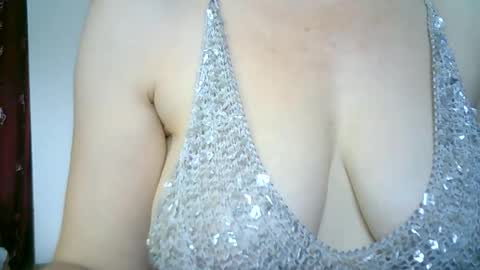 Lilu online show from 07/12/26, 10:28