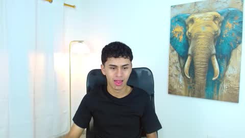 Snapshot of 7alan chatting on 09/30/25, 01:05 Alan online show from 09/30/25, 01:05