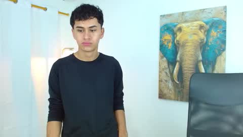 Snapshot of 7alan chatting on 10/03/25, 01:19 Alan online show from 10/03/25, 01:19