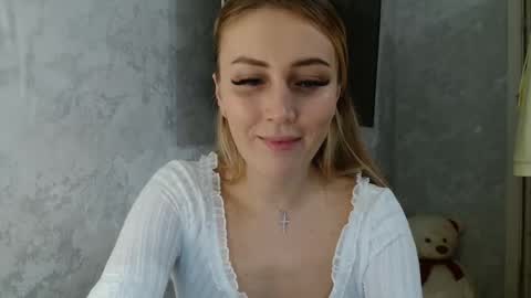 7melania online show from 09/21/25, 07:15