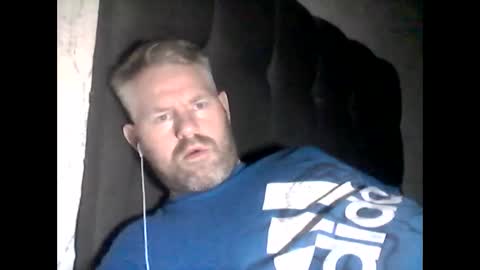 Snapshot of 81jonnyx chatting on 12/12/24, 12:59 81jonnyx online show from 12/12/24, 12:59