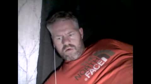 Snapshot of 81jonnyx chatting on 12/17/24, 06:20 81jonnyx online show from 12/17/24, 06:20