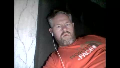 Snapshot of 81jonnyx chatting on 12/23/24, 10:33 81jonnyx online show from 12/23/24, 10:33