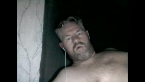 Snapshot of 81jonnyx chatting on 12/26/24, 05:58 81jonnyx online show from 12/26/24, 05:58
