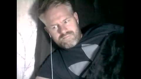 Snapshot of 81jonnyx chatting on 12/28/24, 10:23 81jonnyx online show from 12/28/24, 10:23