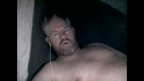 Snapshot of 81jonnyx chatting on 01/06/25, 08:24 81jonnyx online show from 01/06/25, 08:24