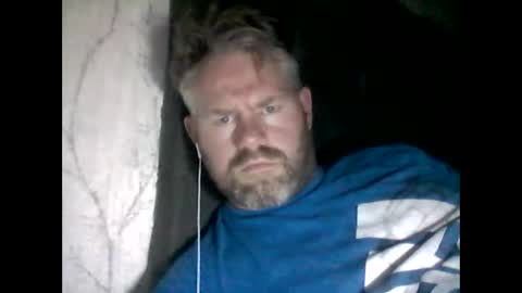 Snapshot of 81jonnyx chatting on 01/08/25, 05:05 81jonnyx online show from 01/08/25, 05:05