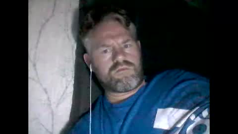 Snapshot of 81jonnyx chatting on 01/08/25, 10:48 81jonnyx online show from 01/08/25, 10:48