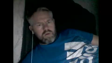 Snapshot of 81jonnyx chatting on 01/17/25, 04:15 81jonnyx online show from 01/17/25, 04:15