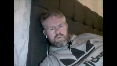 Snapshot of 81jonnyx chatting on 01/19/25, 04:36 81jonnyx online show from 01/19/25, 04:36