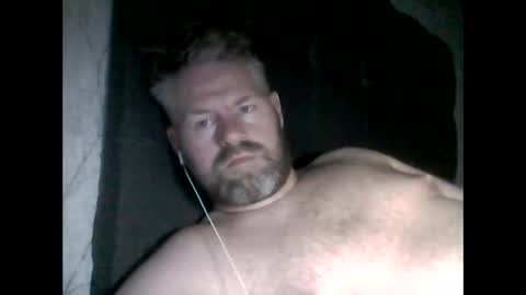 Snapshot of 81jonnyx chatting on 02/16/25, 05:48 81jonnyx online show from 02/16/25, 05:48