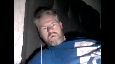 Snapshot of 81jonnyx chatting on 03/04/25, 03:11 81jonnyx online show from 03/04/25, 03:11