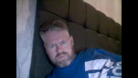 Snapshot of 81jonnyx chatting on 03/08/25, 08:57 81jonnyx online show from 03/08/25, 08:57