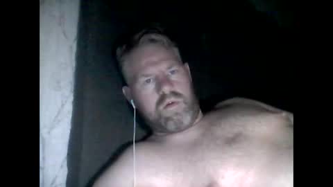Snapshot of 81jonnyx chatting on 03/09/25, 06:17 81jonnyx online show from 03/09/25, 06:17