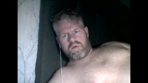 Snapshot of 81jonnyx chatting on 03/12/25, 11:12 81jonnyx online show from 03/12/25, 11:12