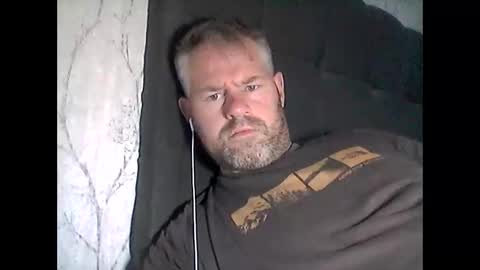 81jonnyx online show from 10/13/25, 09:42