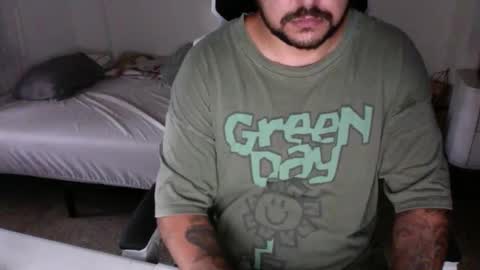 Snapshot of 8cha chatting on 09/19/25, 06:41 8cha online show from 09/19/25, 06:41