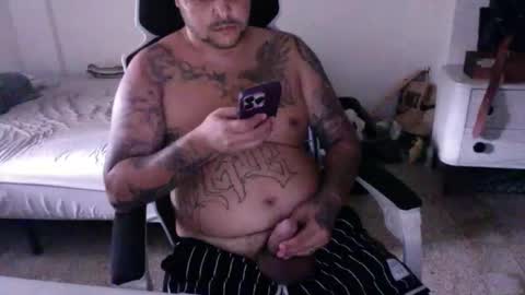 Snapshot of 8cha chatting on 10/23/25, 06:28 8cha online show from 10/23/25, 06:28