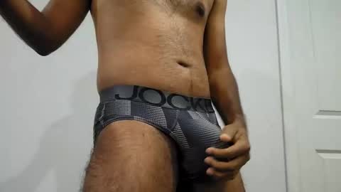 Snapshot of 8inch_desi chatting on 11/02/25, 09:06 8inch_desi online show from 11/02/25, 09:06