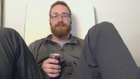 8InchesAndSomeHoles online show from 02/25/26, 06:06