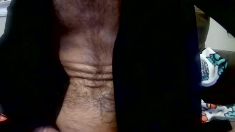 Snapshot of 90210screamer chatting on 02/12/25, 08:49 90210screamer online show from 02/12/25, 08:49