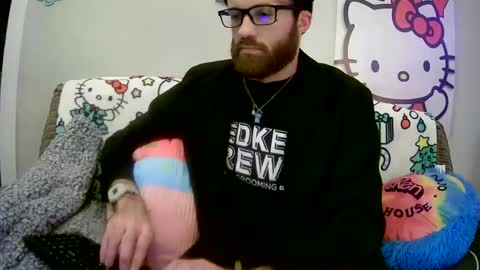 Snapshot of 90210screamer chatting on 02/19/25, 02:12 90210screamer online show from 02/19/25, 02:12