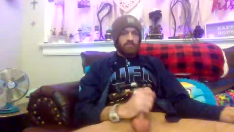 Snapshot of 90210screamer chatting on 02/22/25, 02:28 90210screamer online show from 02/22/25, 02:28