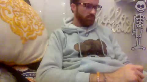 Snapshot of 90210screamer chatting on 10/28/25, 08:55 90210screamer online show from 10/28/25, 08:55