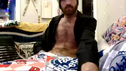 Snapshot of 90210screamer chatting on 11/05/25, 11:21 90210screamer online show from 11/05/25, 11:21