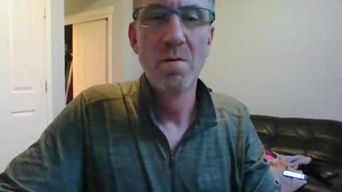 DildoRidingDilf online show from 11/15/25, 11:54