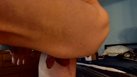 Snapshot of 9_25 chatting on 12/22/24, 04:28 8over6 online show from 12/22/24, 04:28