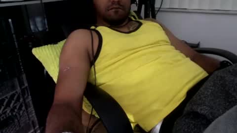 Snapshot of 9inchhammer chatting on 01/08/25, 09:00 9inchhammer online show from 01/08/25, 09:00