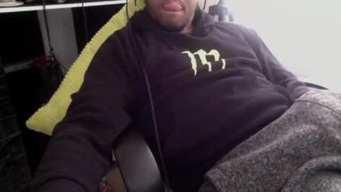 Snapshot of 9inchhammer chatting on 01/13/25, 04:30 9inchhammer online show from 01/13/25, 04:30